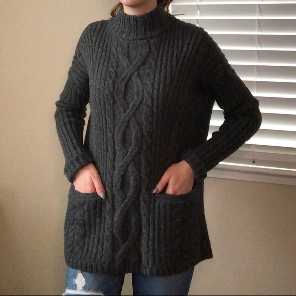 Abercrombie & Fitch long sleeve thick turtleneck - Picture 2 of 5